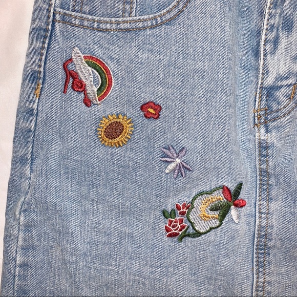 Flower Embroidered Denim Skirt - Picture 2 of 5